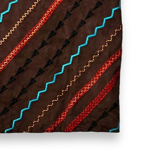 1993 Handmade Native American Vest Chief Many Feathers Weeps Embroidered Fringe - Picture 8 of 8